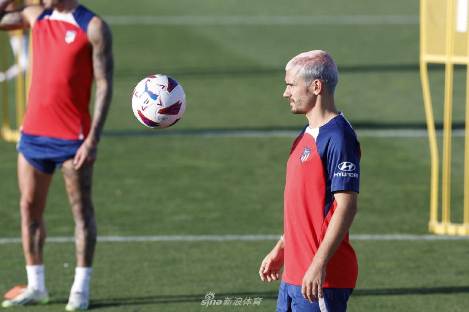 稳占一席 稳占一席